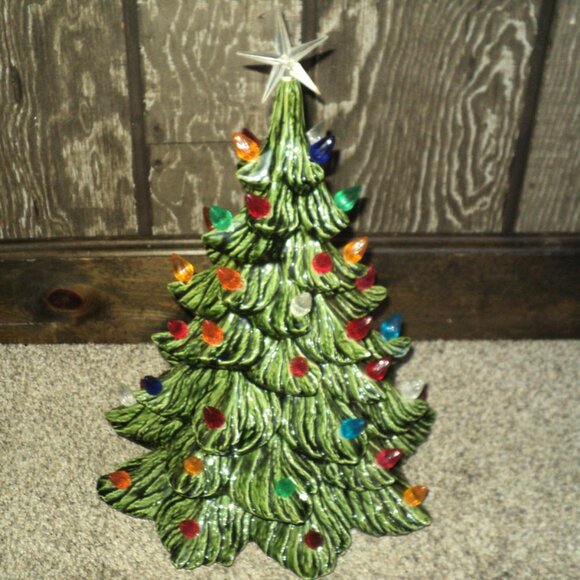 Ceramic Christmas Tree Green Multi Lights 16" High 1982 Vintage No Bulb or Base - Picture 1 of 8